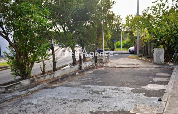 Fonds De Commerce à LE GOSIER, 97190 - 1 pièce 28m²
