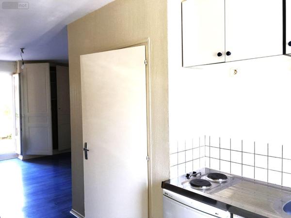 Studio à louer à Vitry-le-François dans la Marne (51300), ref : 51081/904   
CENTRE