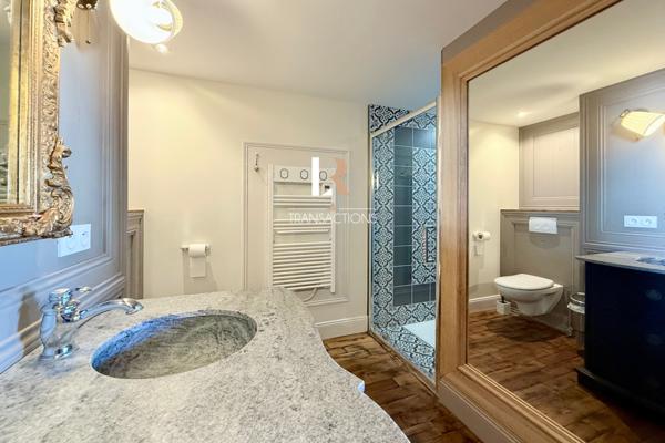 La Rochelle (17000) Bordure de parcs - Maison-appartement avec ascenseur, patio, terrasse et garage