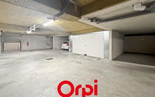 Stationnement à vendre