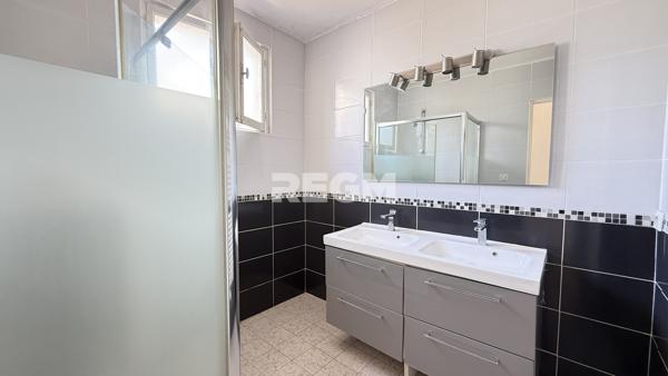 Maison familiale de type 7 sur parcelle de 1220 m2