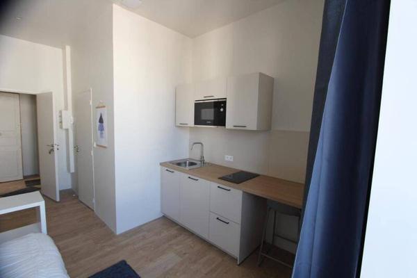 Appartement 1 pièce - 44000 Nantes -  VIARME
