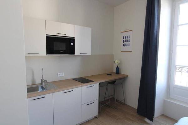 Appartement 1 pièce - 44000 Nantes -  VIARME