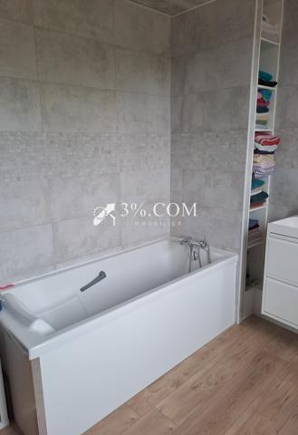 Maison 6 pièce(s) 3 chambre(s) 131 m²