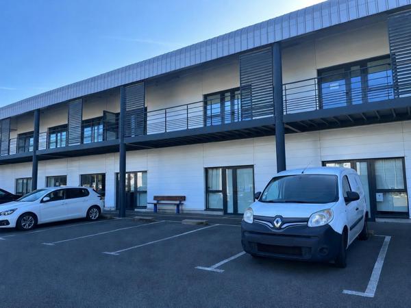 Bureaux professionnels modernes 2020