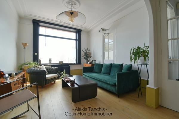 Exclusivité – Maison semi-mitoyenne avec cachet, garage & jardin S/O – Marcq Centre