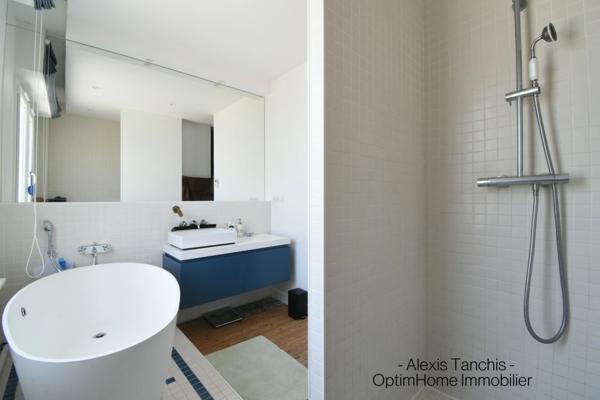 Exclusivité – Maison semi-mitoyenne avec cachet, garage & jardin S/O – Marcq Centre