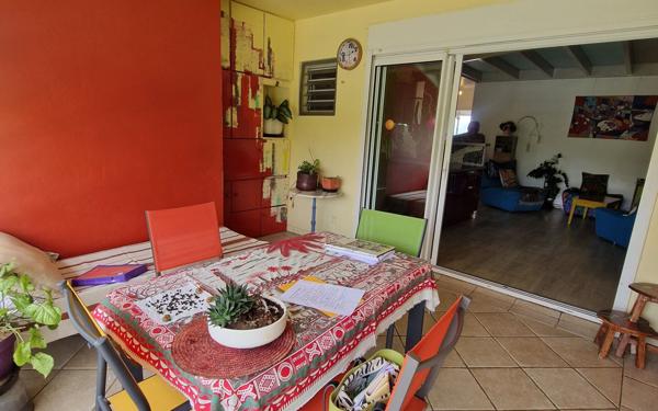 Appartement à vendre    3 pièces •  Le Tampon