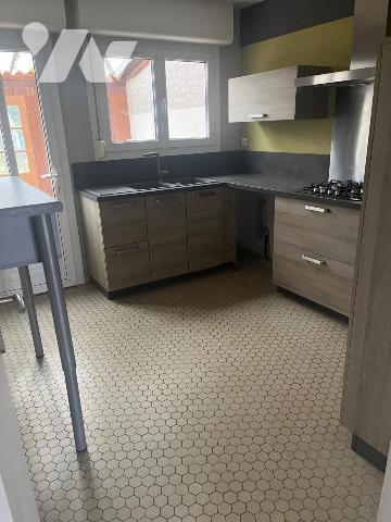 Maison avec 3 chambres, garage, jardin