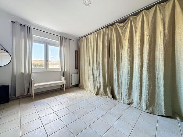 Maison à vendre Montauban(82) plain pied, garages, piscine, 4 chambres