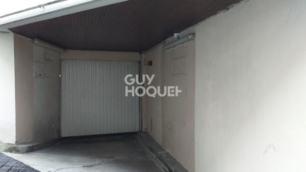 Parking / box Paris 75019