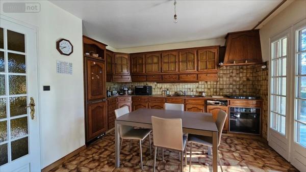 Maison individuelle à vendre à Vendôme dans le Loir-et-Cher (41100), ref : 41050-1087247