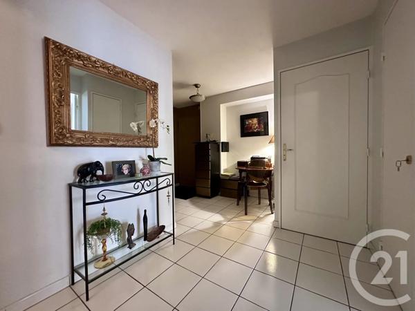 Appartement T3 à vendre  3 pièces - 80,79 m 2   VILLEURBANNE  - 69