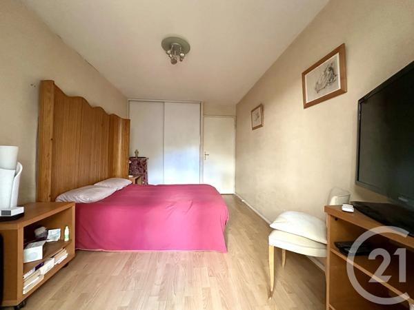 Appartement T3 à vendre  3 pièces - 80,79 m 2   VILLEURBANNE  - 69