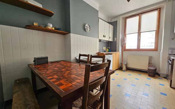 Appartement à vendre    4 pièces • 97,49 m2 Saint-Étienne