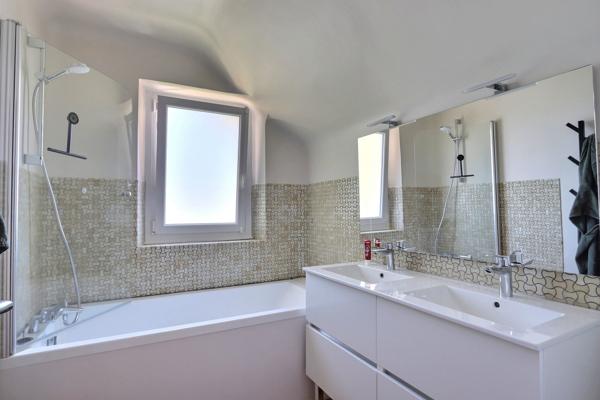 EXCLUSIVITE CLERMONT-FERRAND, la glacière belle villa des années 1930