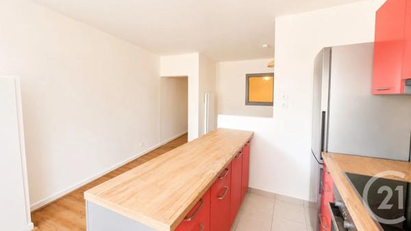 Appartement T3 à vendre  3 pièces - 59,02 m 2   CHAMBERY  - 73