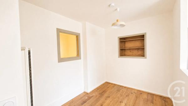Appartement T3 à vendre  3 pièces - 59,02 m 2   CHAMBERY  - 73