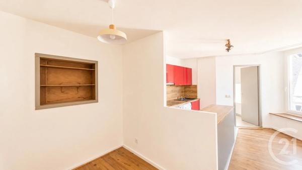 Appartement T3 à vendre  3 pièces - 59,02 m 2   CHAMBERY  - 73