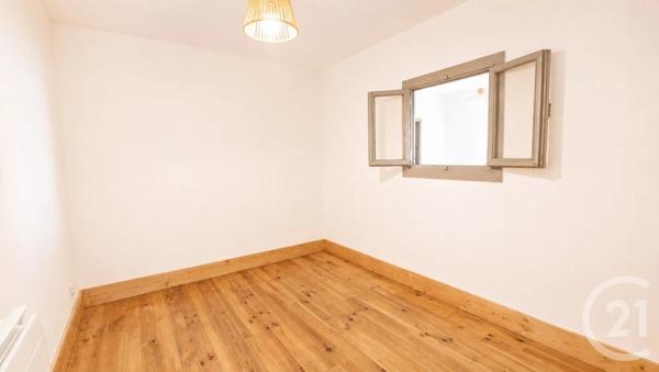 Appartement T3 à vendre  3 pièces - 59,02 m 2   CHAMBERY  - 73