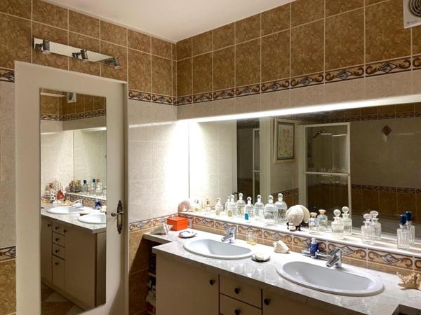 Appartement Nantes 4 pièces 115 m2 avec parking et cave