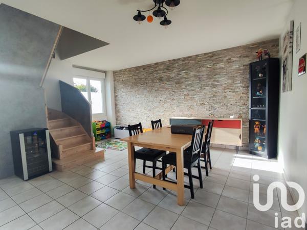Maison à vendre 3 pièces 82 m² Neuillé-Pont-Pierre
