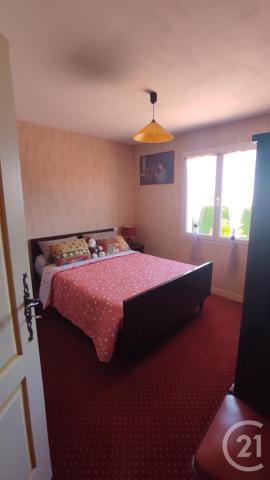 Maison à vendre  5 pièces - 179 m2 SAINTES - 17