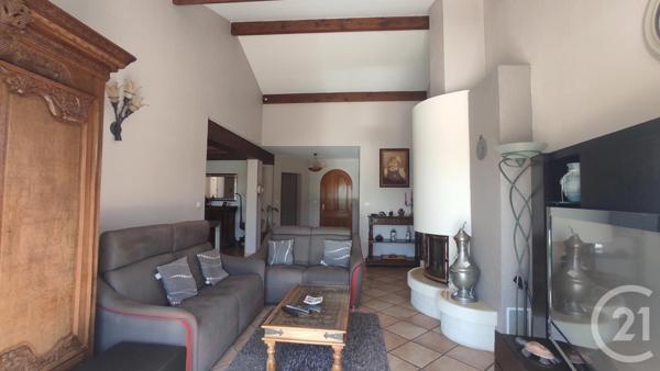 Maison à vendre  5 pièces - 179 m2 SAINTES - 17