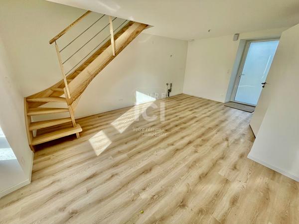 APPARTEMENT - T2 - DERNIER ETAGE - DUPLEX - 32M² - 48M² AU SOL