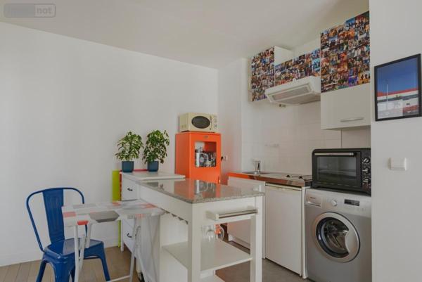 Appartement à vendre à Paris 18e arrondissement à Paris (75018), ref : 75022-856