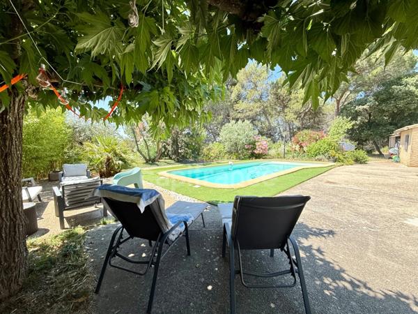 Maison 170 m2 à vendre piscine parcelle 4426 m2 LA TOUR D'AIGUES (84)