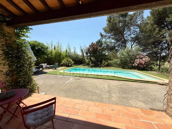 Maison 170 m2 à vendre piscine parcelle 4426 m2 LA TOUR D'AIGUES (84)