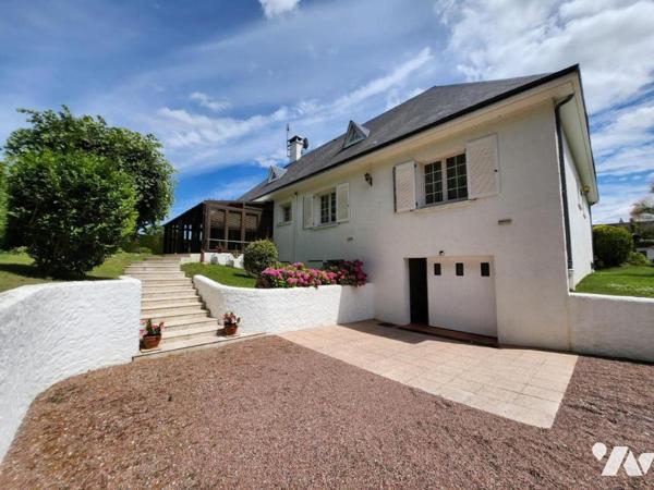 MAISON - A VENDRE- MONTOIRE/ LOIR (41800)