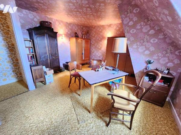 MAISON - A VENDRE- MONTOIRE/ LOIR (41800)