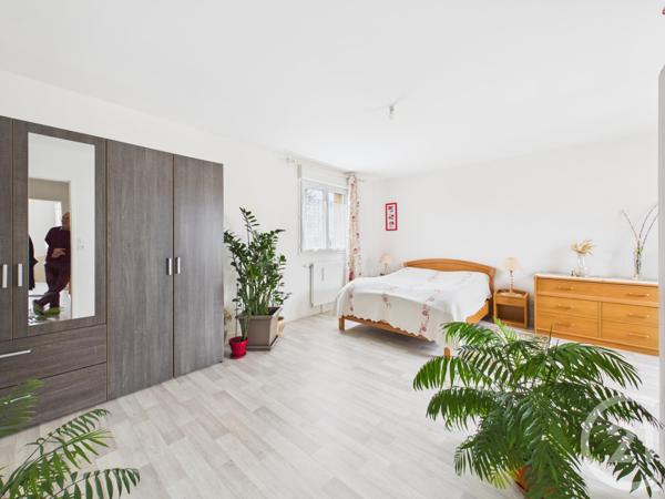 Maison à vendre  4 pièces - 94 m2 CHARTRES - 28