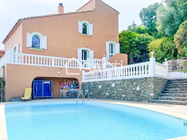 VILLA VUE MER ET PSICINE EN CORSE