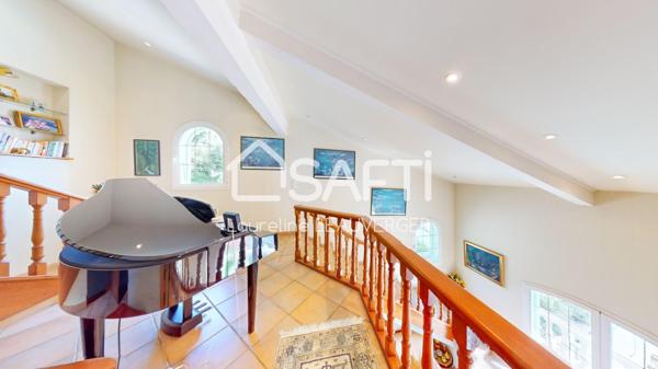 VILLA VUE MER ET PSICINE EN CORSE