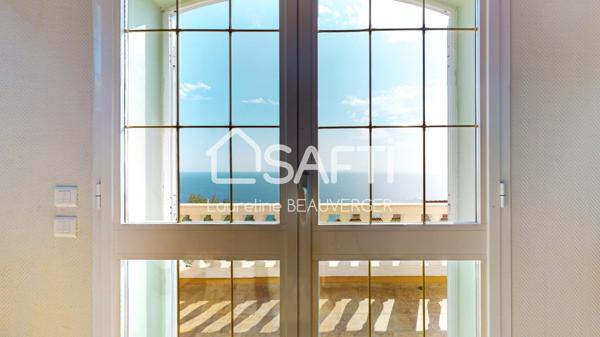 VILLA VUE MER ET PSICINE EN CORSE