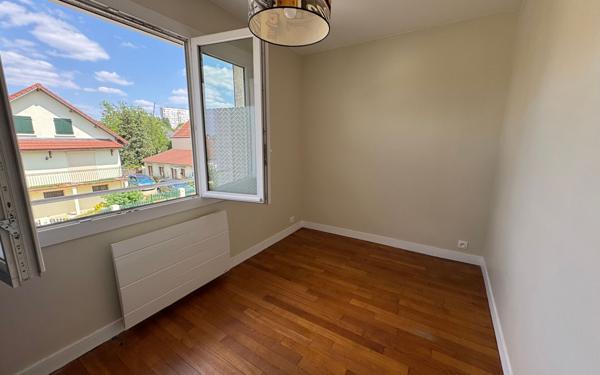 Maison à vendre    4 pièces •  Antony