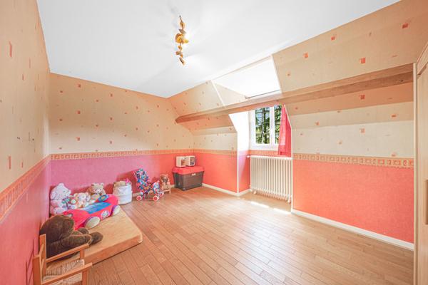 Belle propriété de 274 m² à Givry avec vue sur le vignoble