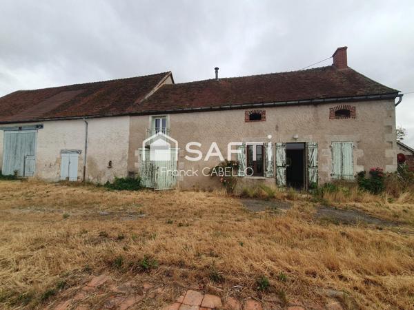 TREBAN FERME A RENOVER SUR 1 HECTARE