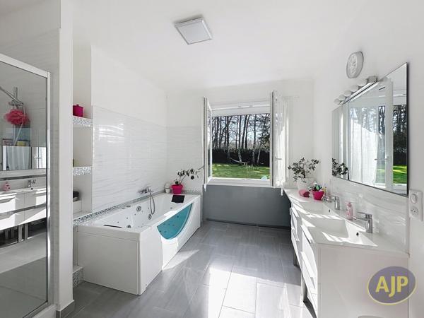 Vente maison Coueron : 429 000 € - AJP Immobilier Saint Herblain