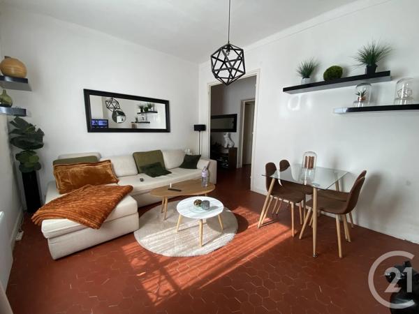 Appartement F2 à vendre  2 pièces - 156 m 2   STE MAXIME  - 83