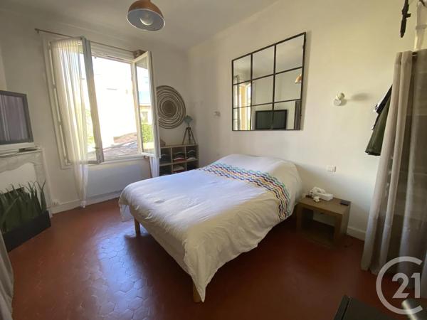 Appartement F2 à vendre  2 pièces - 156 m 2   STE MAXIME  - 83