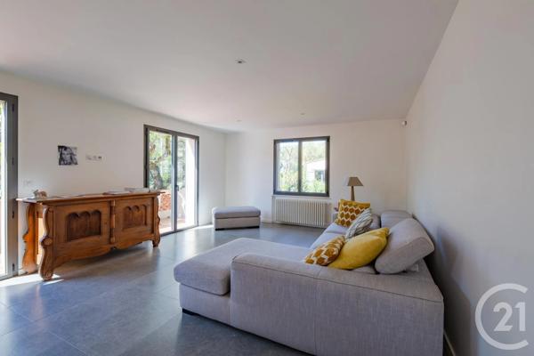 Maison à vendre  6 pièces - 149,23 m 2   STE MAXIME  - 83
