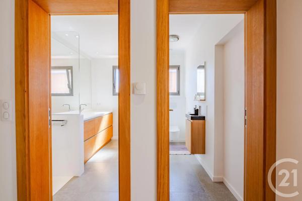 Maison à vendre  6 pièces - 149,23 m 2   STE MAXIME  - 83