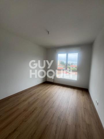 VENTE : appartement T4 (90 m²) à BOURGOIN JALLIEU