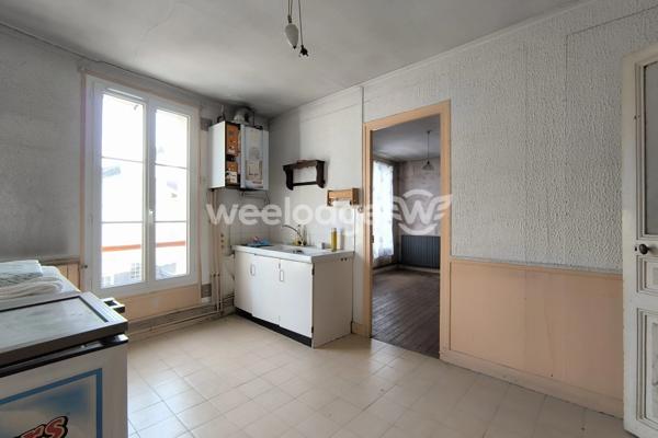 Maison à vendre 10 pièces de 181 m² Autres biens de l'agent