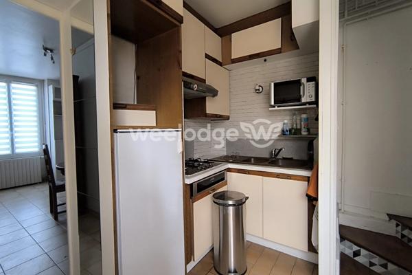 Maison à vendre 10 pièces de 181 m² Autres biens de l'agent