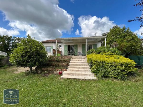 Maison à louer 5 pièces 117.32m² Vouneuil-sous-Biard (86580)